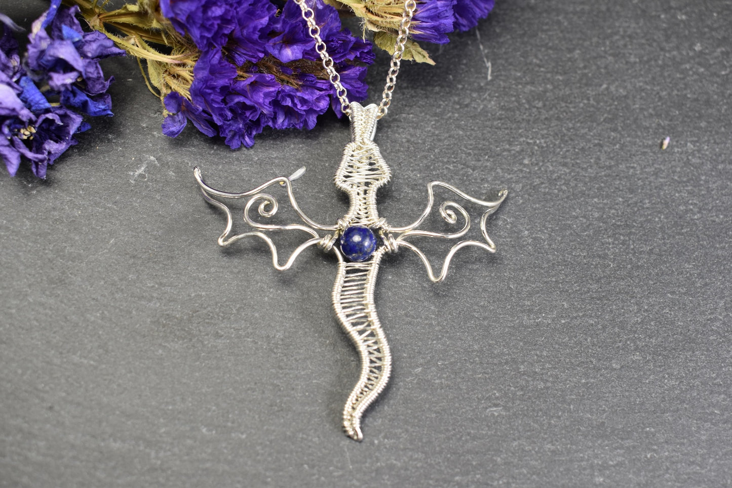 Pendentif Dragon perle Lapis Lazuli, tissé en argent massif