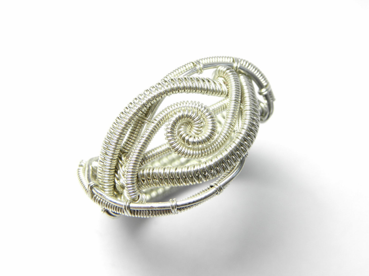 Bague "Aghaistin" entrelacs en argent tissé main