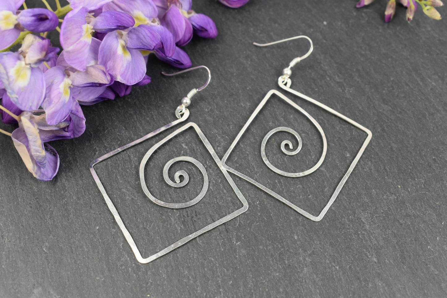 Boucles d’oreilles « Heodez » en Argent massif.