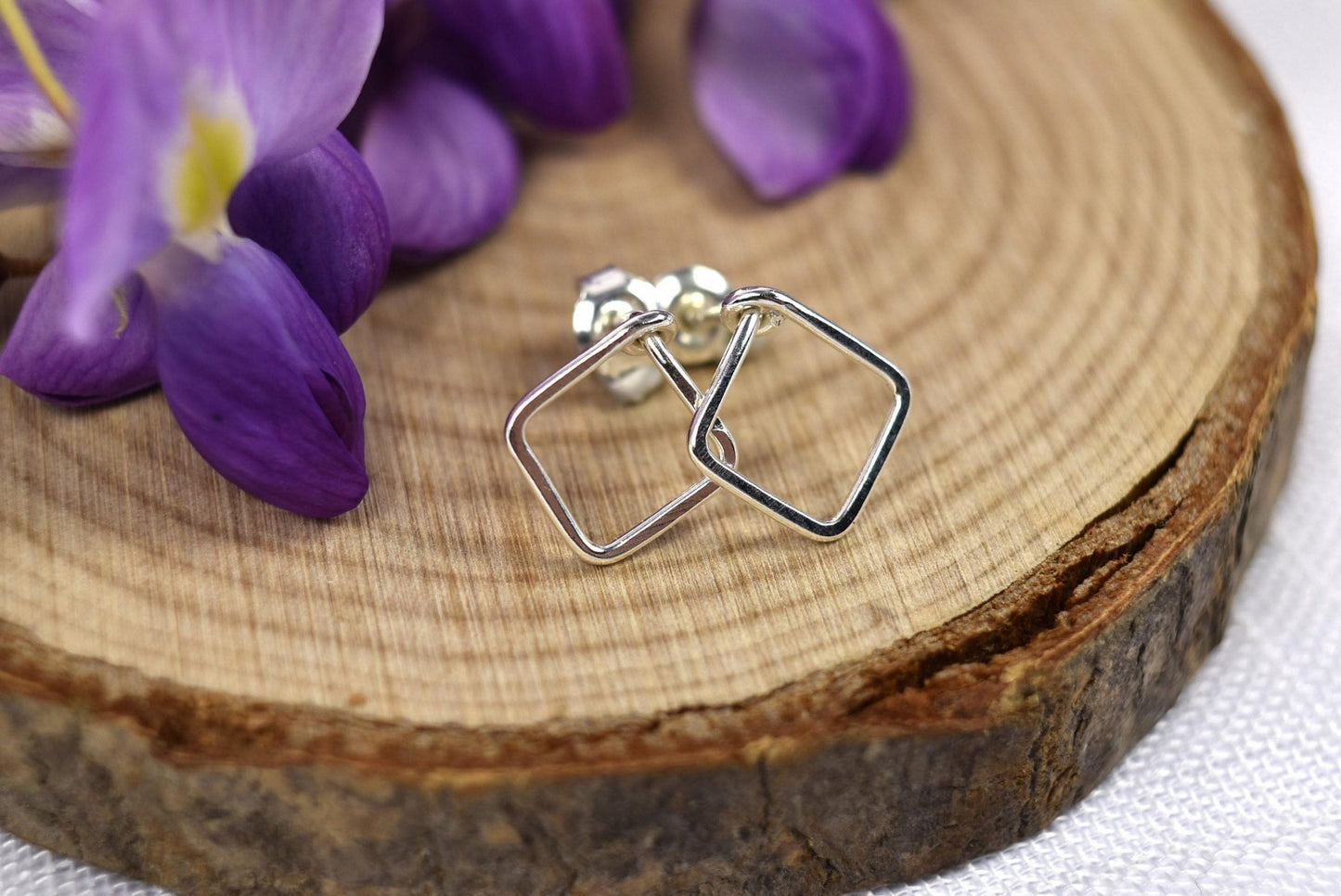 Clous d'oreilles « Daire » en Argent massif.