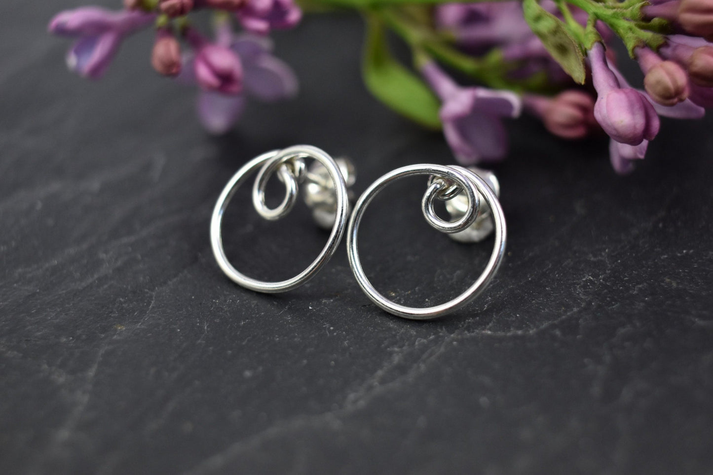 Clous d'oreilles « Kay » en Argent massif.