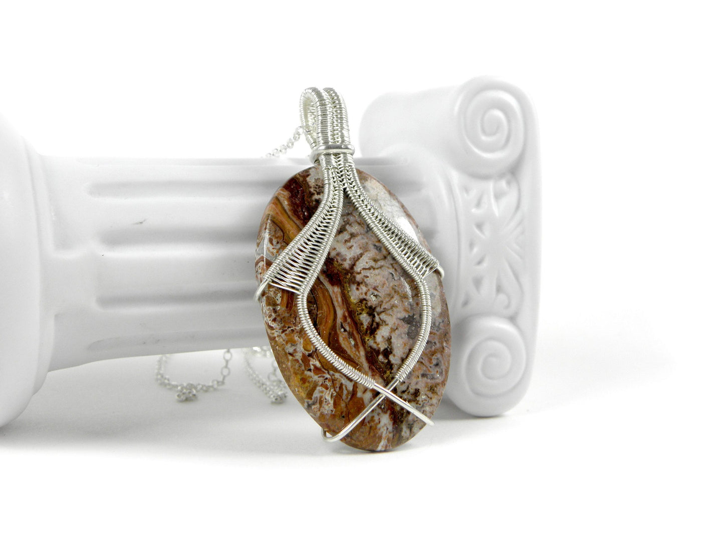 Pendentif Agate Crazy Lace Rosita, tissé en argent massif